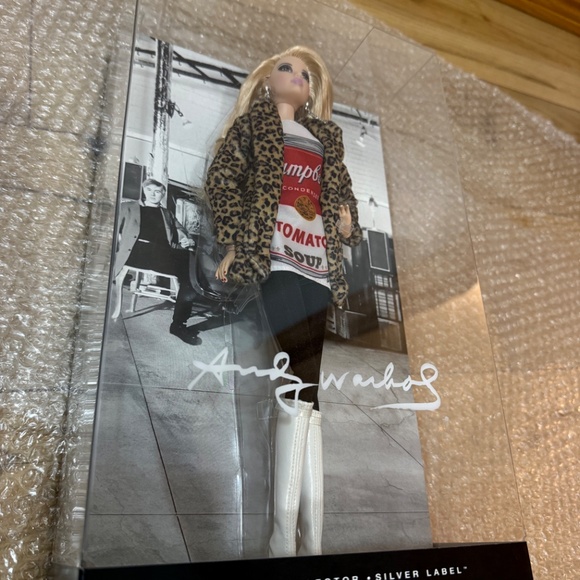 SILVER LABEL - Andy Warhol Barbie - MINT 💎 - Picture 15 of 16